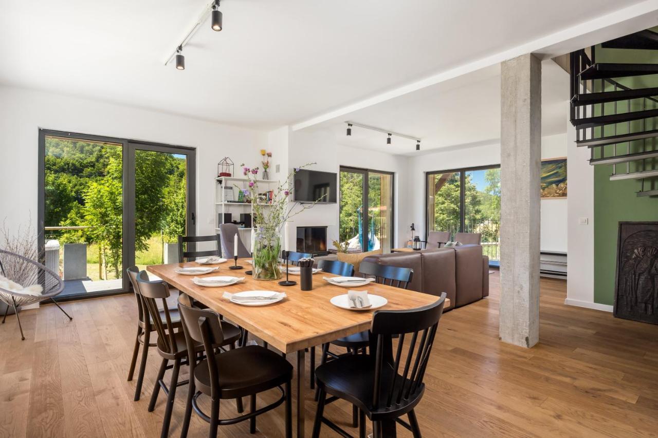 Modern Alpine Monsalbius Chalet Baske Ostarije Ngoại thất bức ảnh